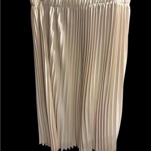 Elegant Cream Pleated Skirt